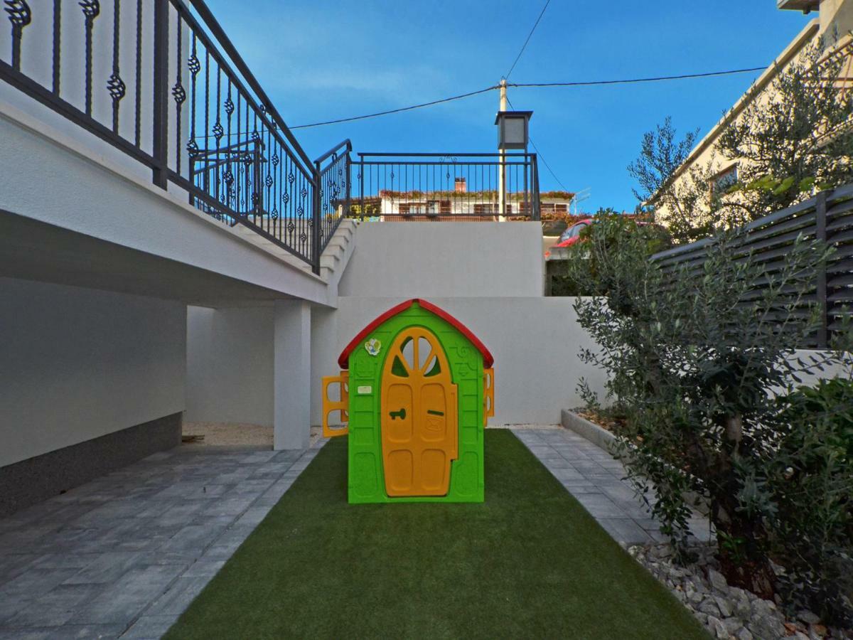 Deluxe Apartman Porto Trogir Exterior foto